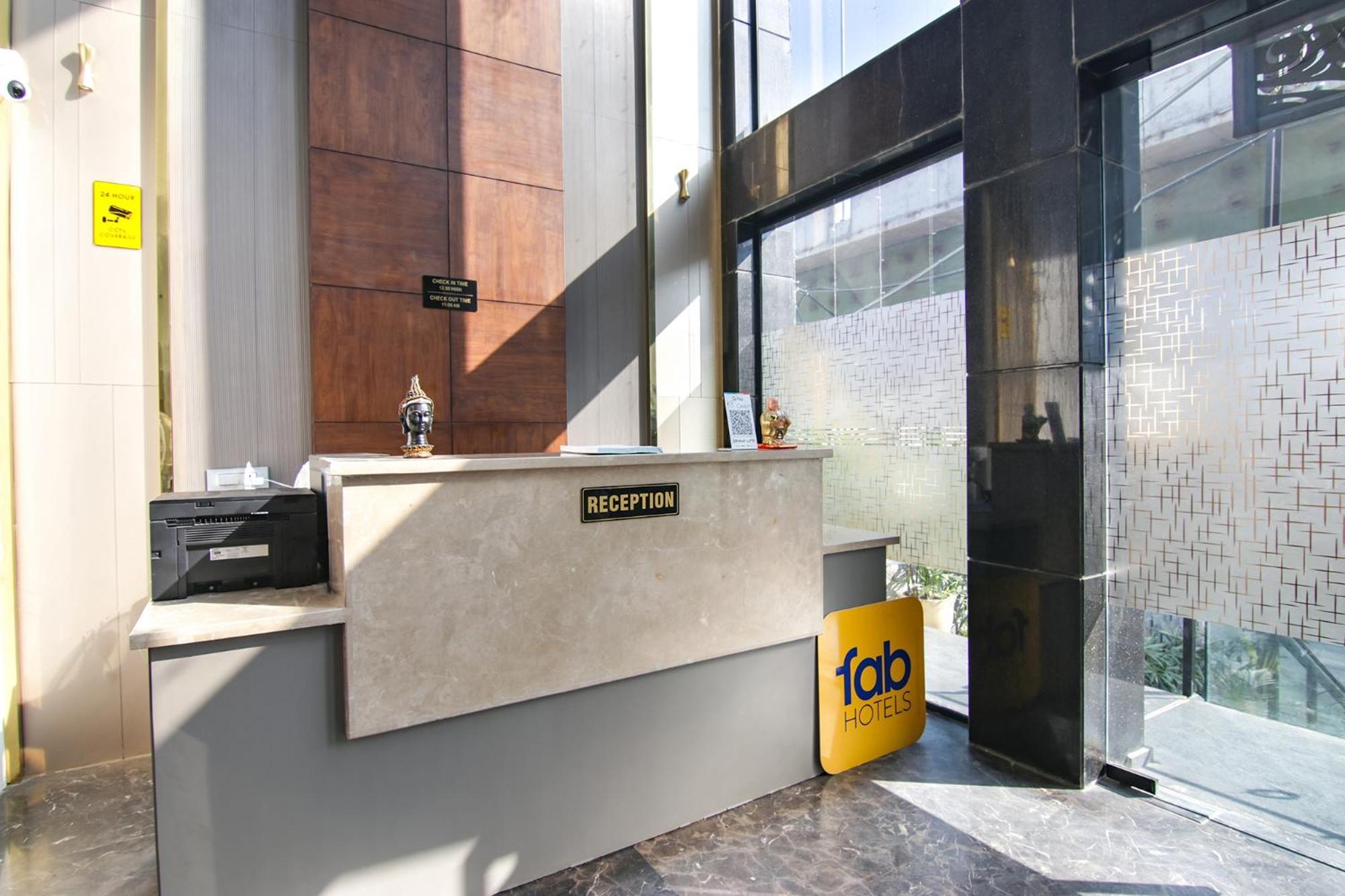 Fabhotel Prime K9 Crown Ludhiana Luaran gambar