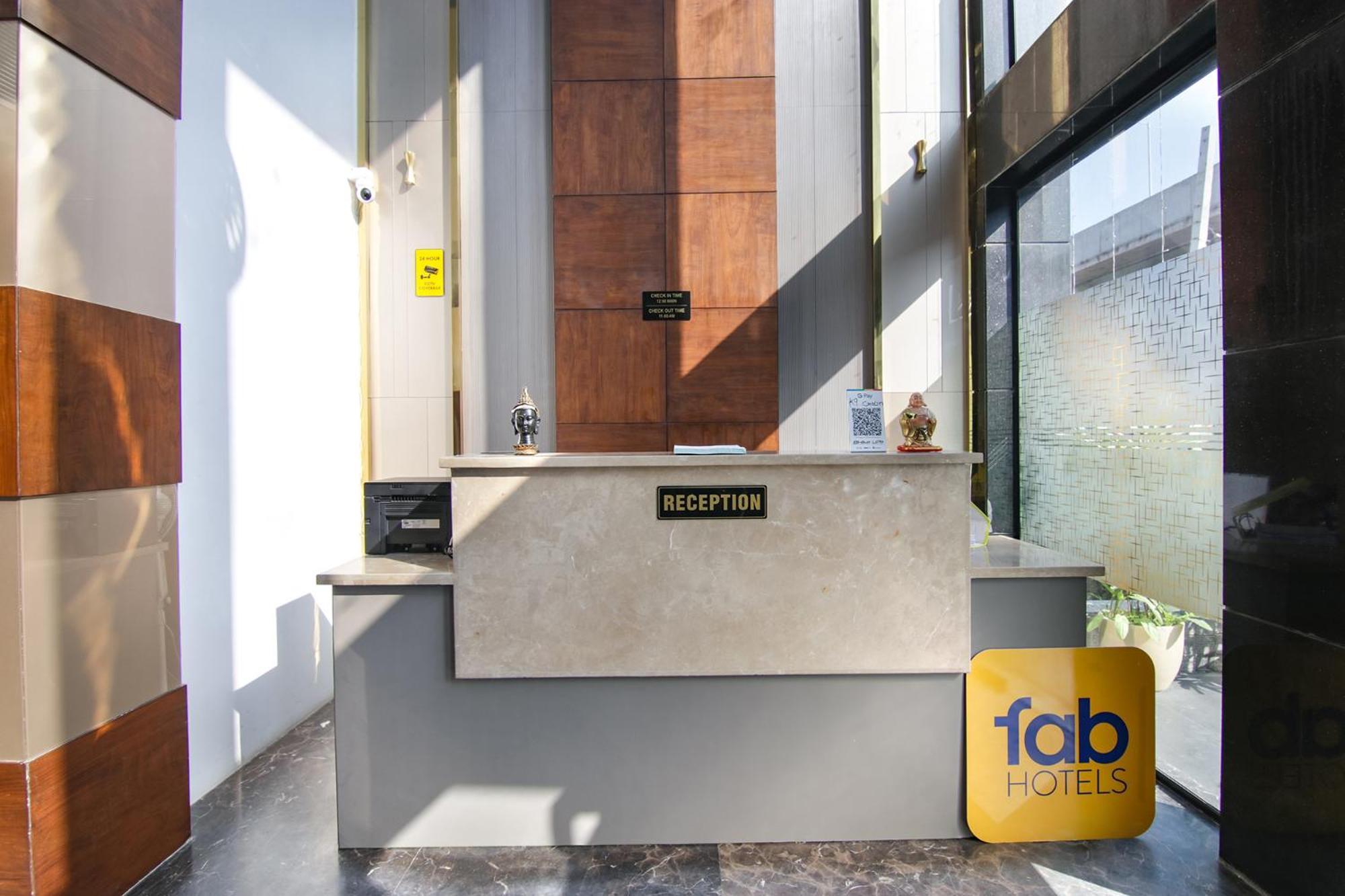 Fabhotel Prime K9 Crown Ludhiana Luaran gambar